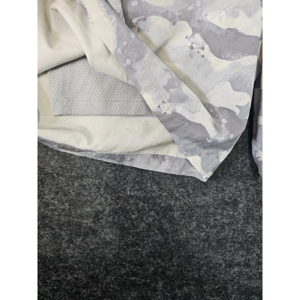 Fabletics Athletic Shorts Men S Gray Camo Training Gym Stretch Performance Run